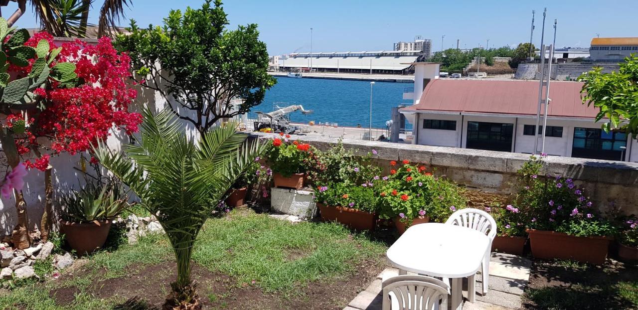 Ferienwohnung La Casa Sul Porto Brindisi Exterior foto