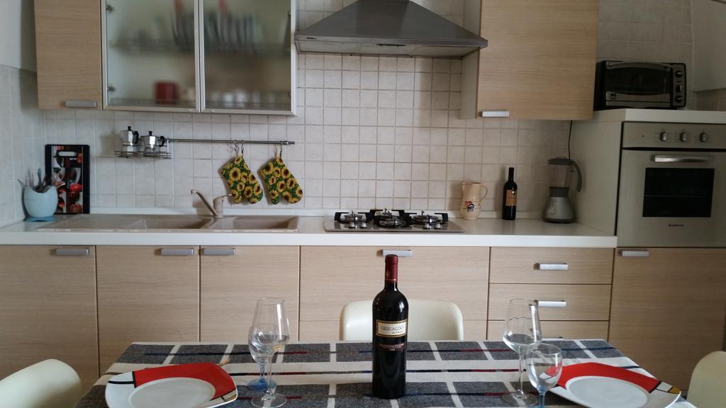 Ferienwohnung La Casa Sul Porto Brindisi Exterior foto